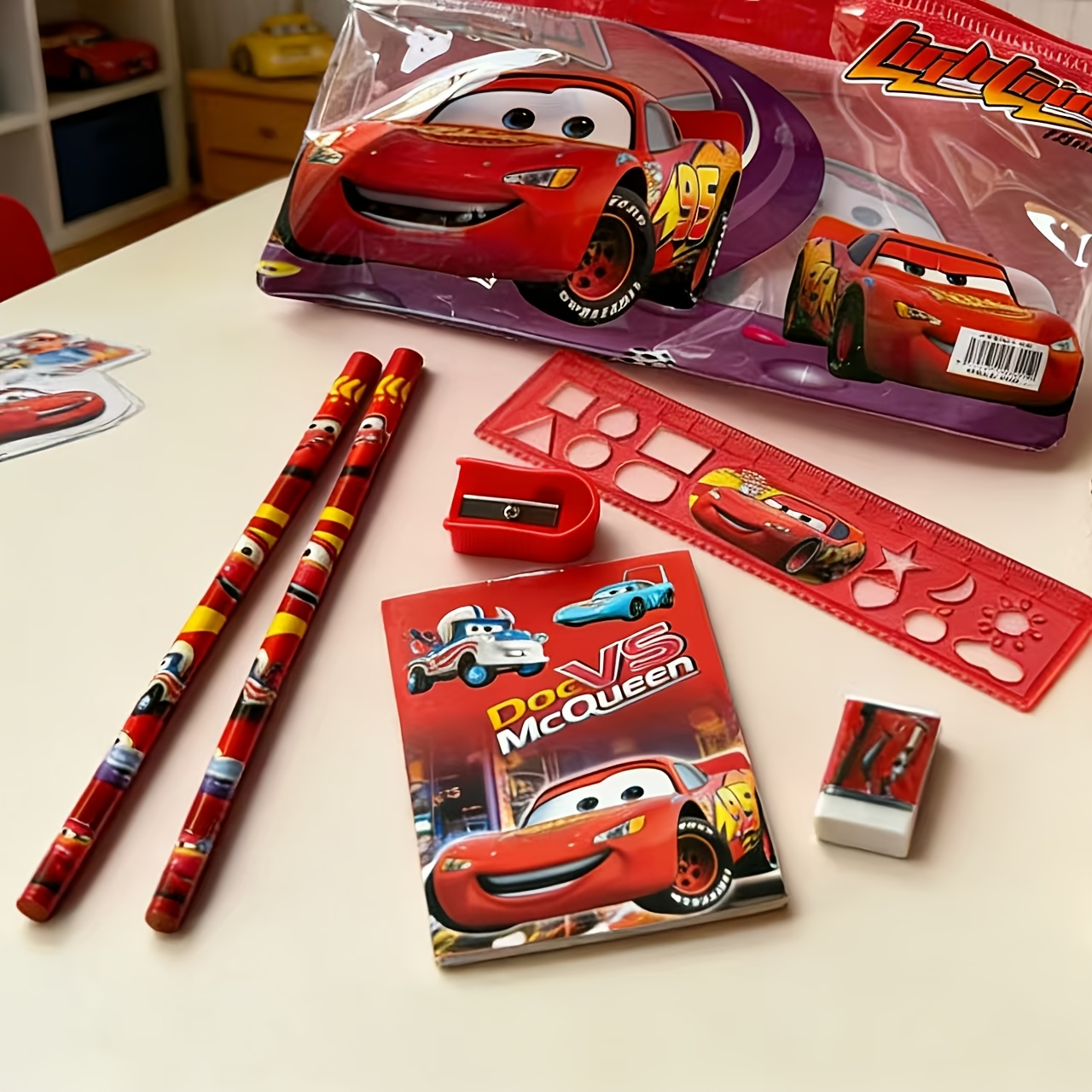 Cars Lightning McQueen anime m - Erased Anime Merchandise 评论和价格